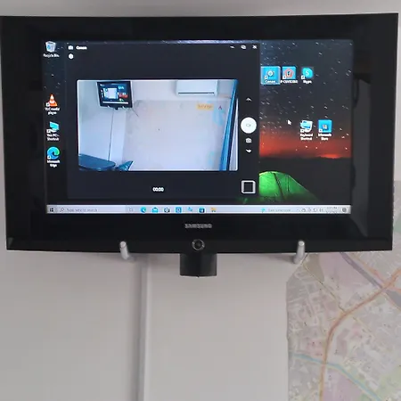 Mic Dormitor Informativ Turistic Lägenhet