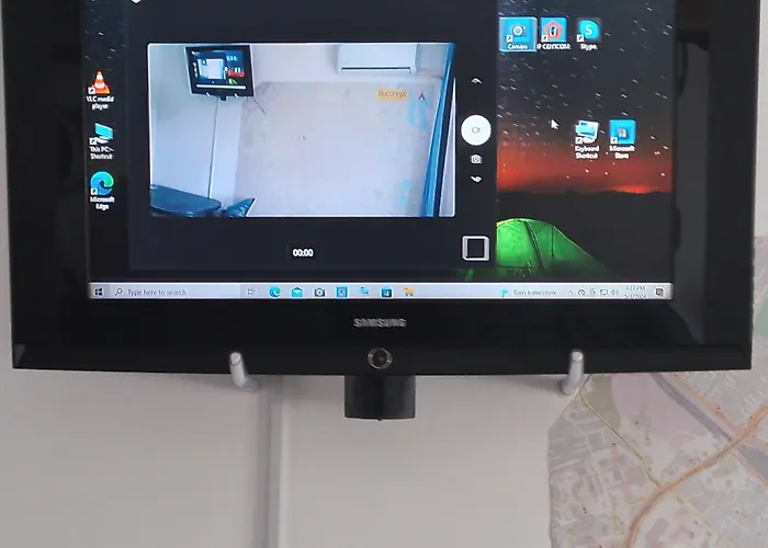 Mic Dormitor Informativ Turistic Lägenhet